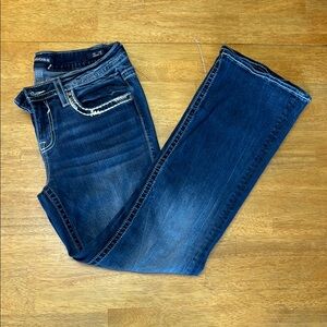 Vigoss Boot Cut Jeans with Classic Denim Style